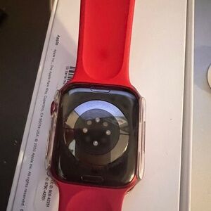 Red Apple Watch Series 7